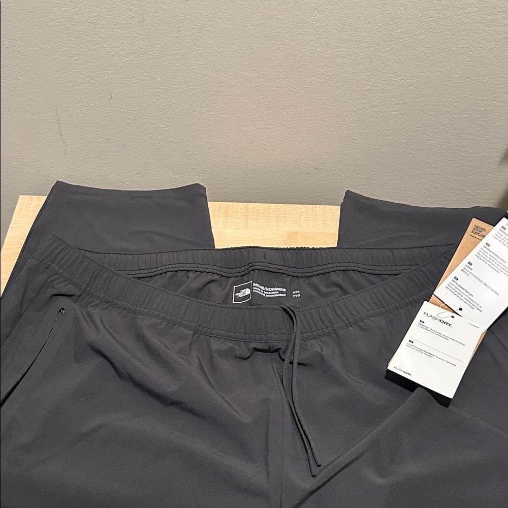 The North Face Gray Door To Trail Performance Tapered Leg Flash Dry Jogger - XXL